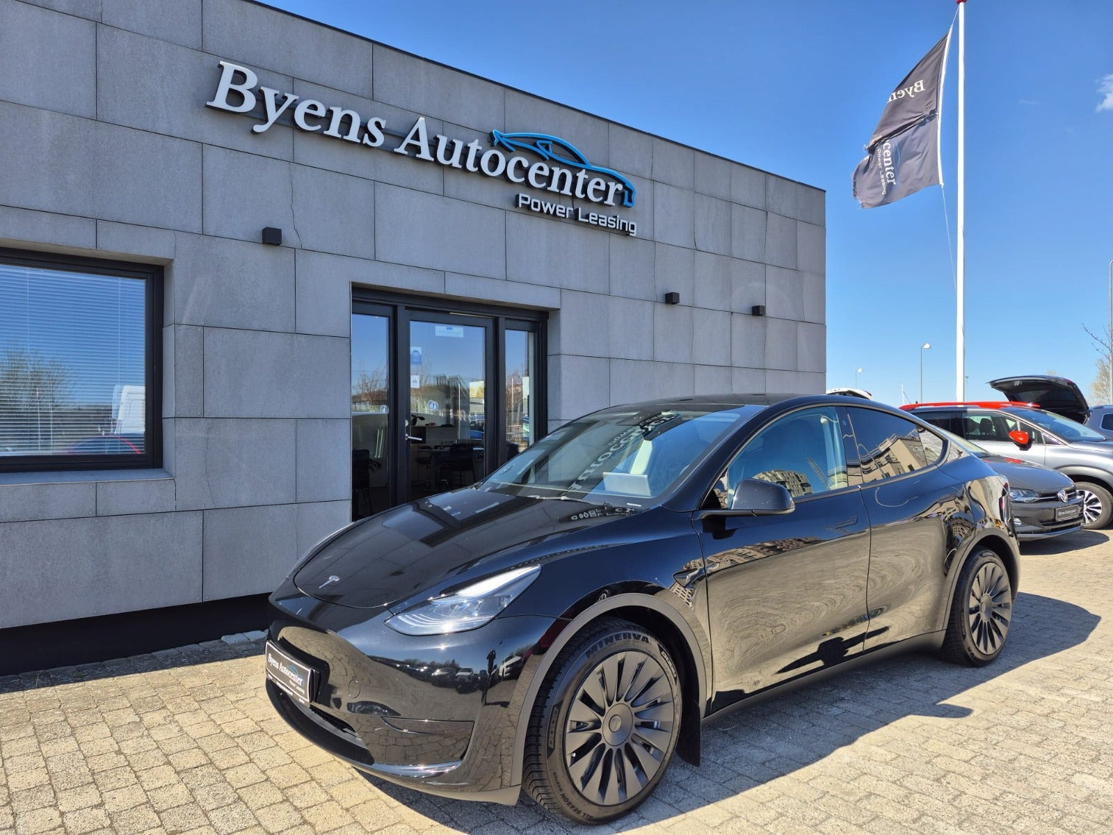 Tesla Model Y Long Range AWD