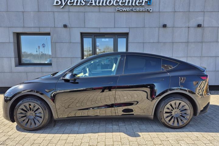 undefined Tesla Model Y fra 2022