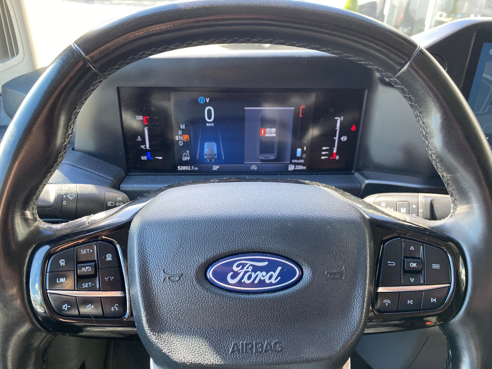 Hvid Ford Transit Custom 300 L2 fra 2024