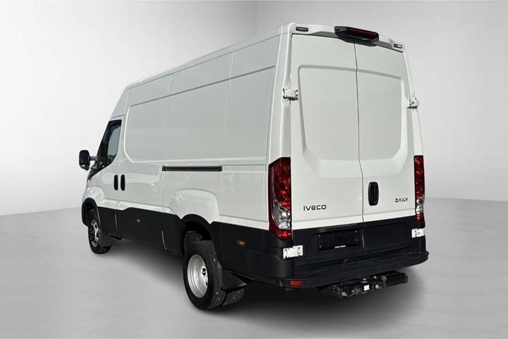 Hvid Iveco Daily fra 2025