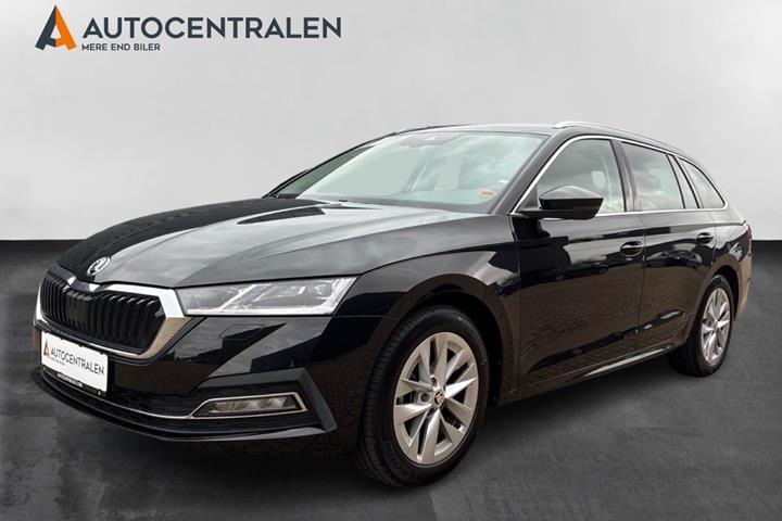 undefined Skoda Octavia fra 2024 set udefra