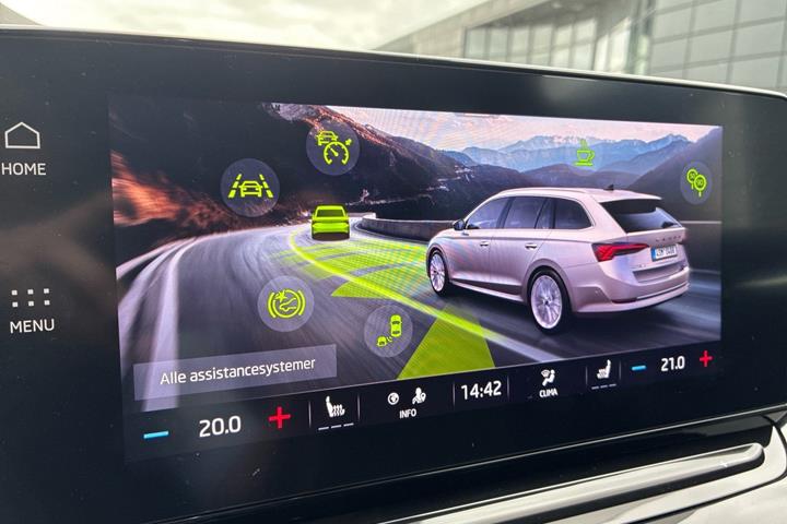 undefined Skoda Octavia fra 2024