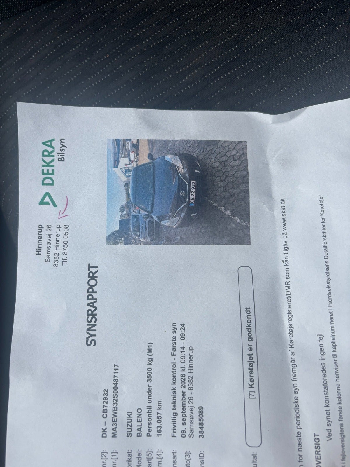 Grå Suzuki Baleno fra 2018