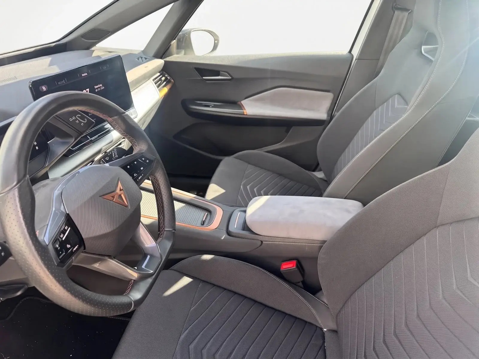 Hvid Cupra Born fra 2023
