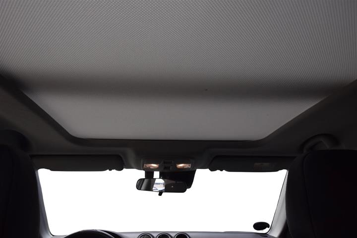 Sølv Suzuki Vitara fra 2021