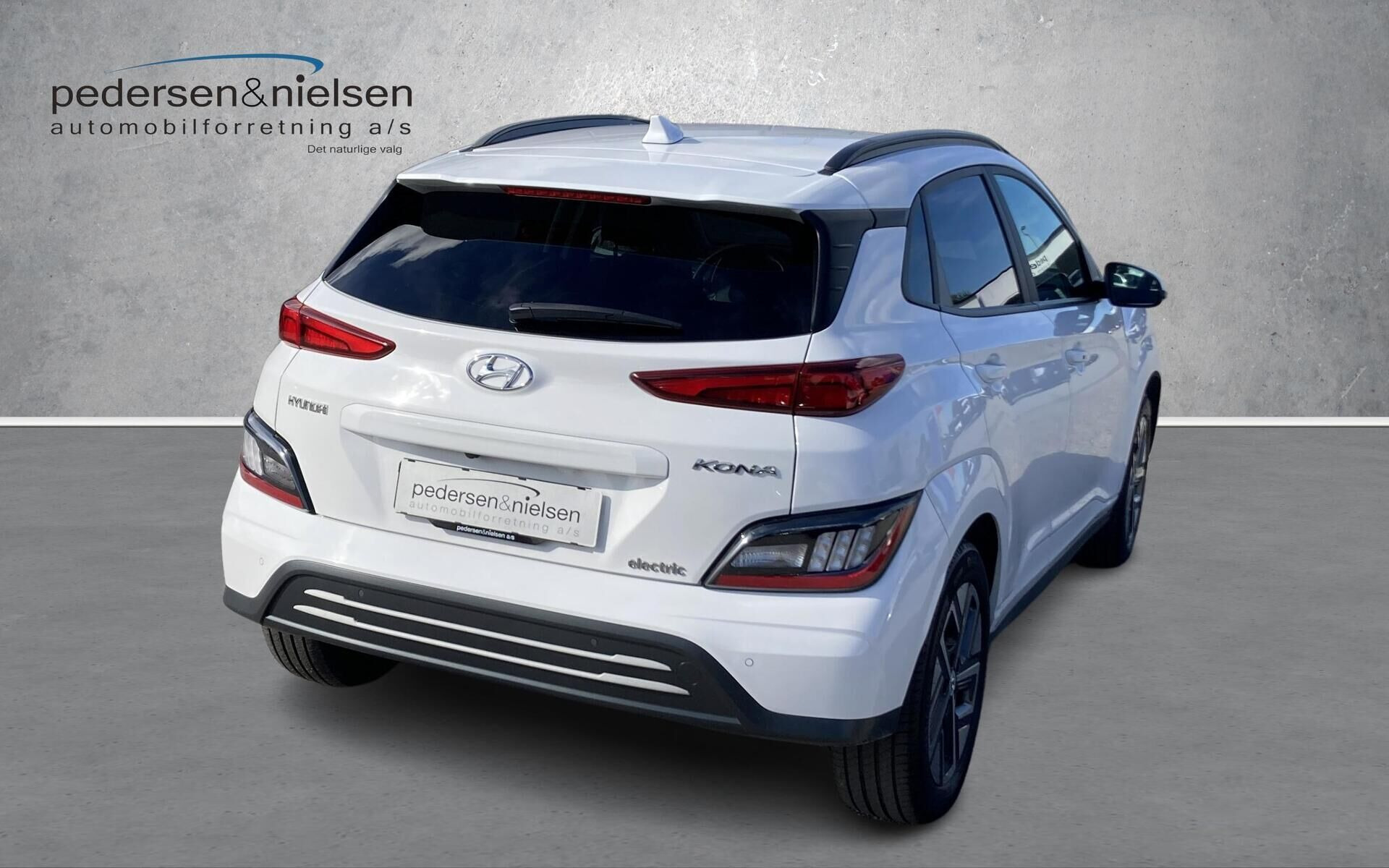 Hvid Hyundai Kona fra 2023