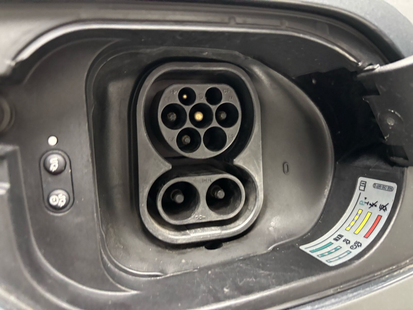 Grå VW Golf fra 2020