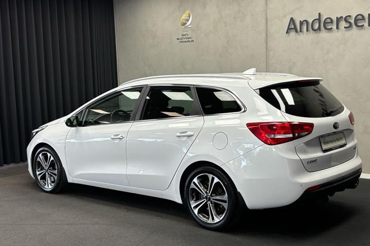 Hvid Kia Ceed fra 2018