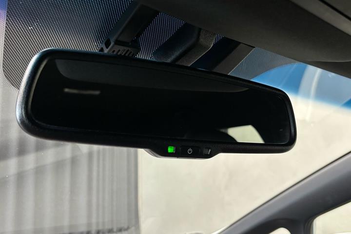 Hvid Kia Ceed fra 2018