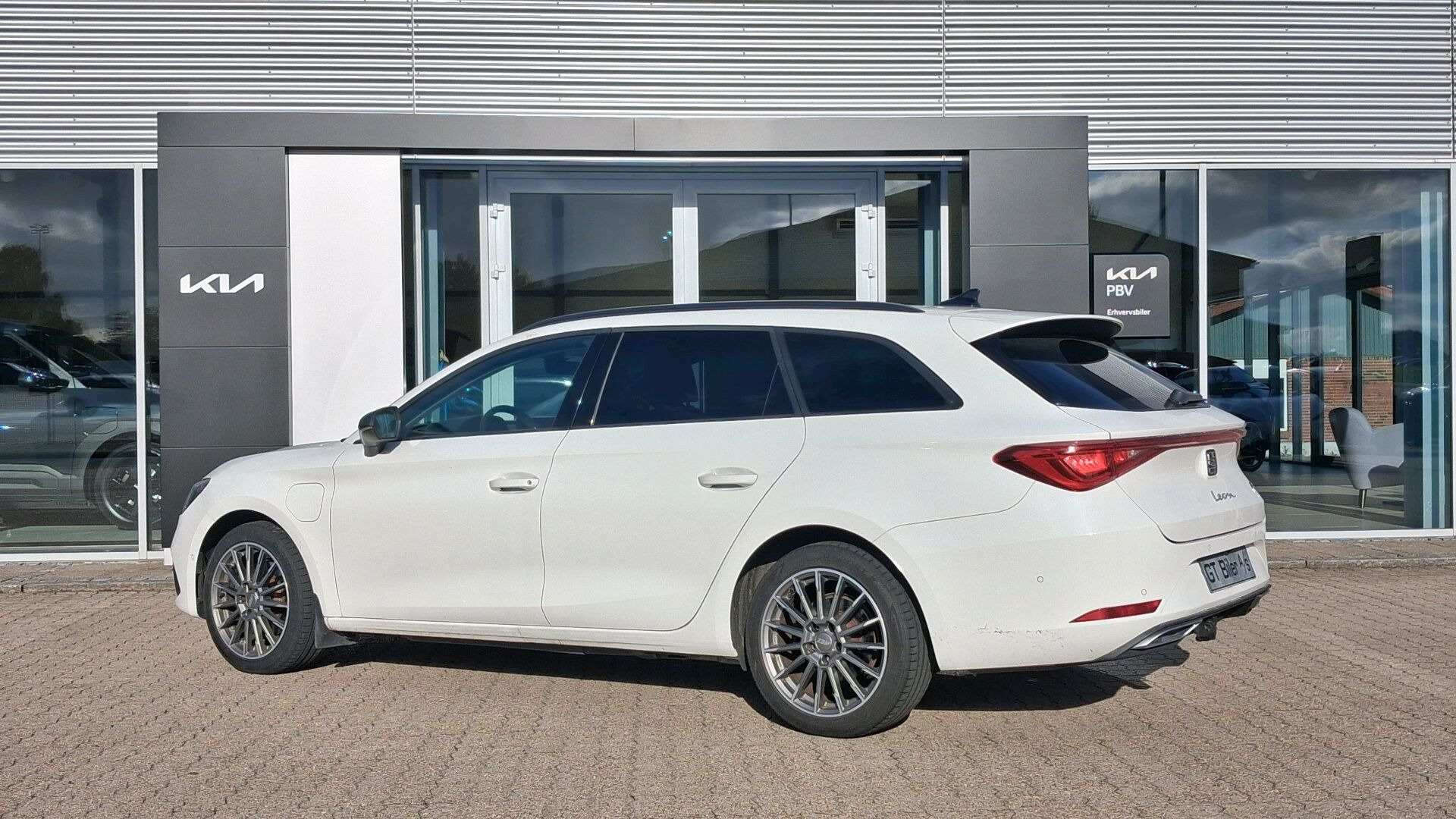 Hvid Seat Leon fra 2020