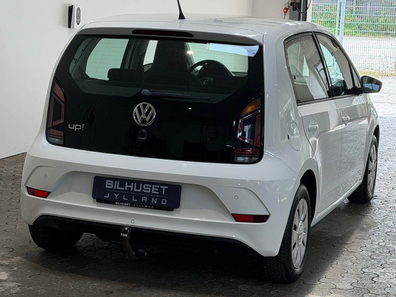 Hvid VW UP! fra 2019