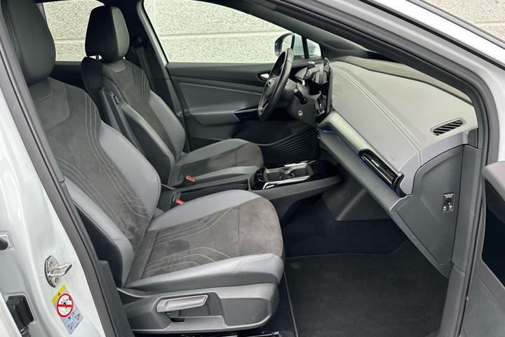 Grøn VW ID.5 fra 2024