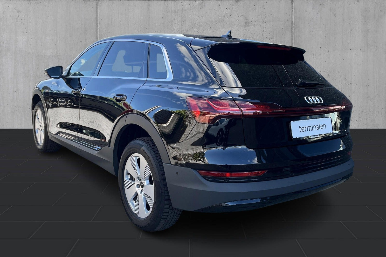 Sort Audi e-tron fra 2022