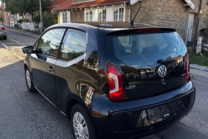 Sort VW UP! fra 2014