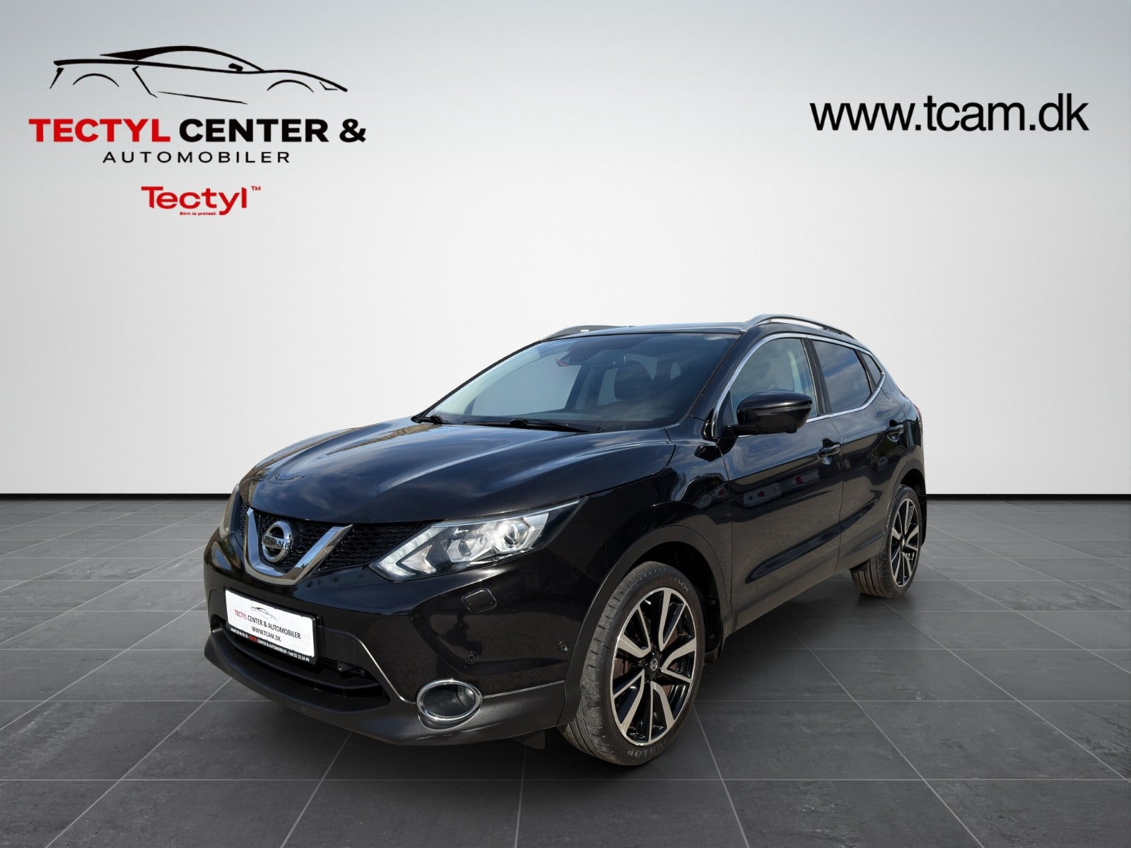Sort Nissan Qashqai fra 2016