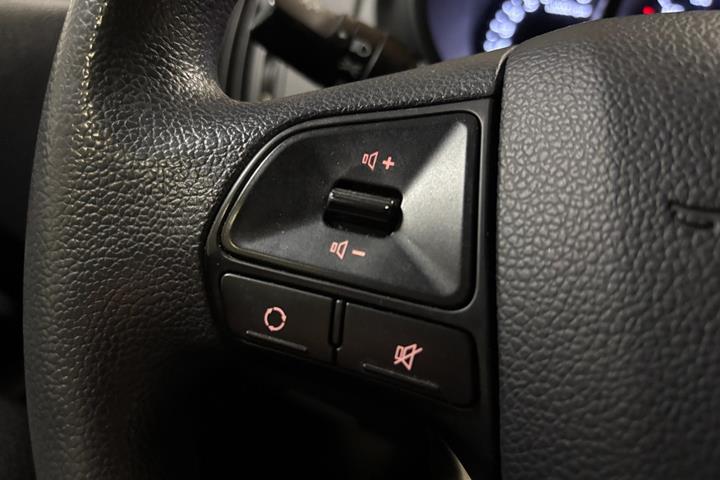 Sort Kia Rio fra 2014