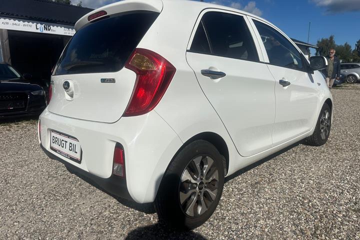 Hvid Kia Picanto fra 2016