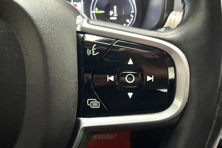 Blå Volvo V90 fra 2021
