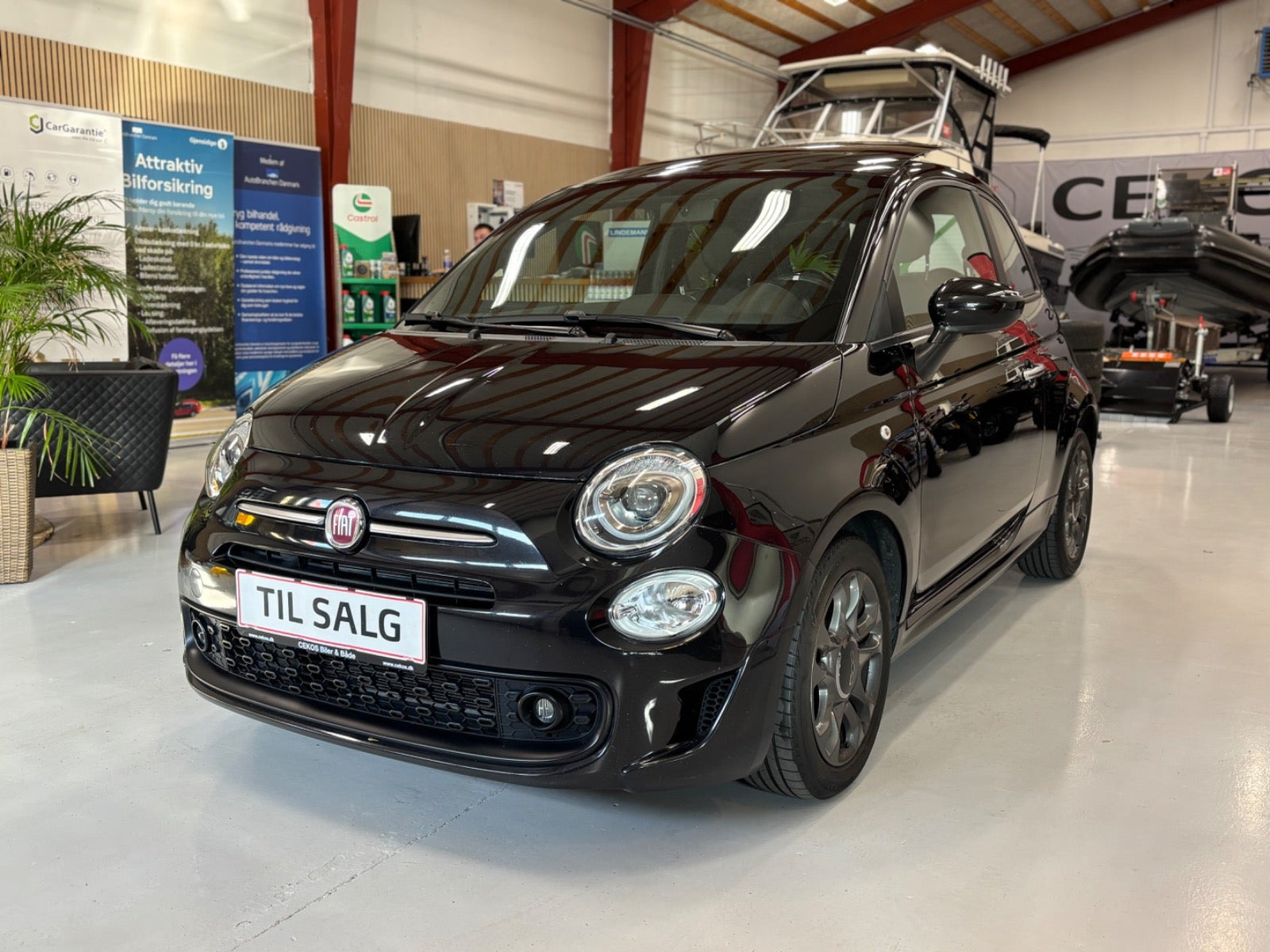 Sort Fiat 500 fra 2021