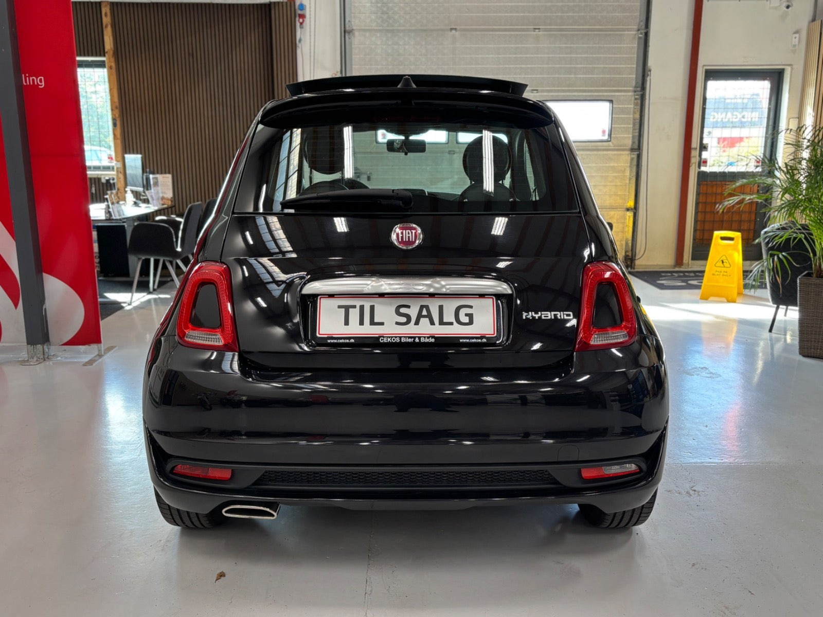 Sort Fiat 500 fra 2021