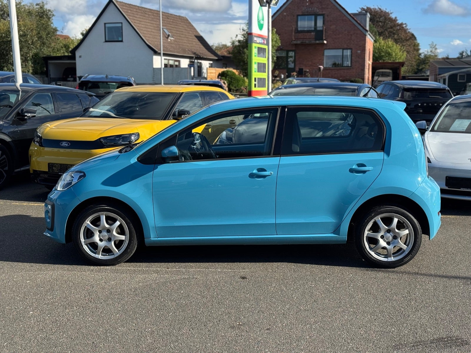Blå VW UP! fra 2017