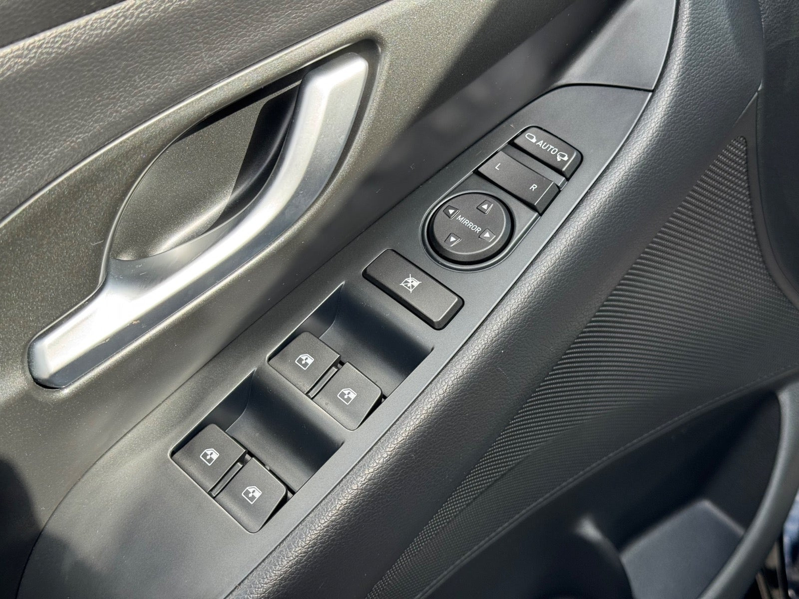 Sort Hyundai i30 fra 2019