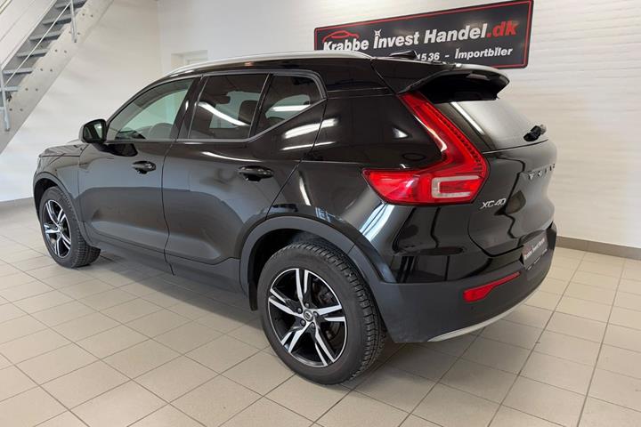 Sort Volvo XC40 fra 2018