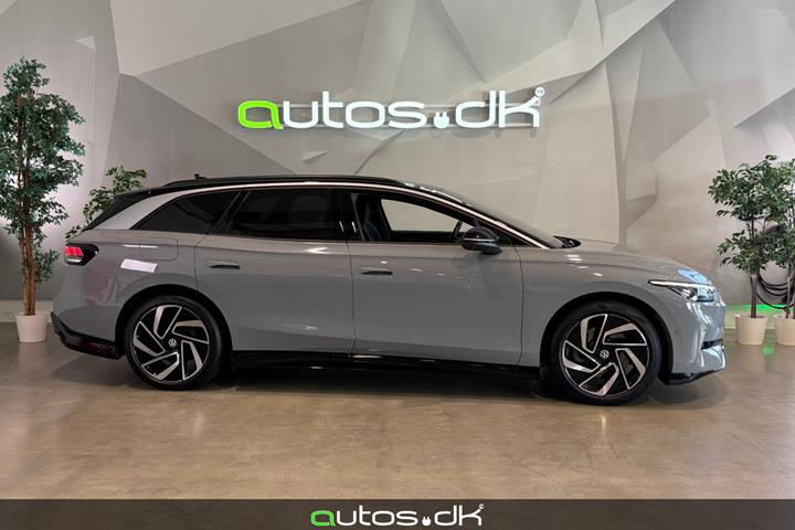 Grå VW ID.7 fra 2025