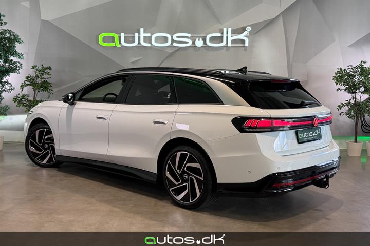 Hvid VW ID.7 fra 2025