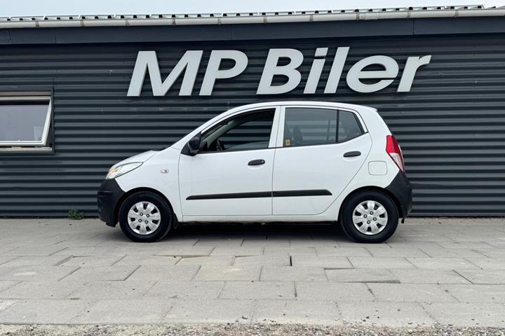 Hvid Hyundai i10 fra 2010