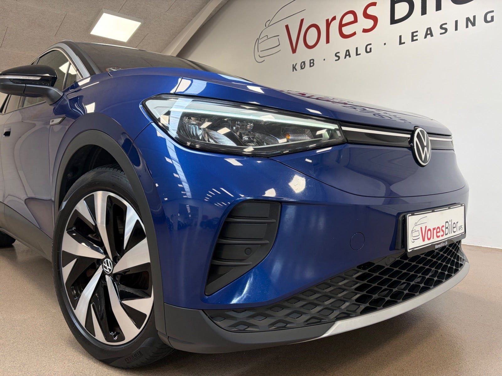Blå VW ID.4 fra 2021