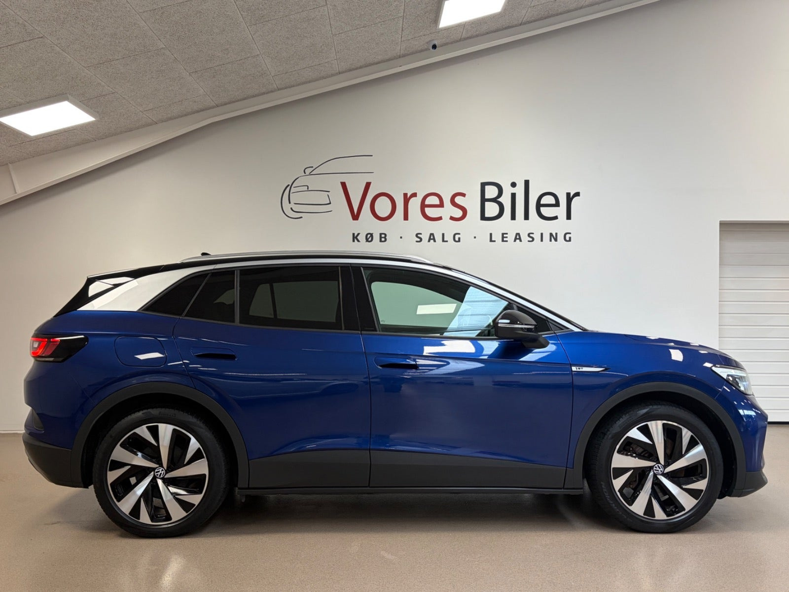 Blå VW ID.4 fra 2021