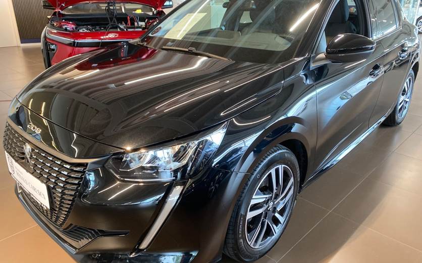 Peugeot 208 1,2 PureTech 100 Allure