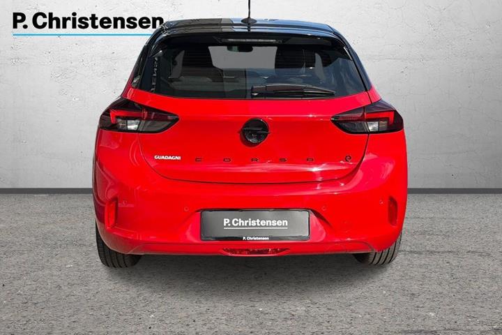 Rød Opel Corsa-e fra 2024