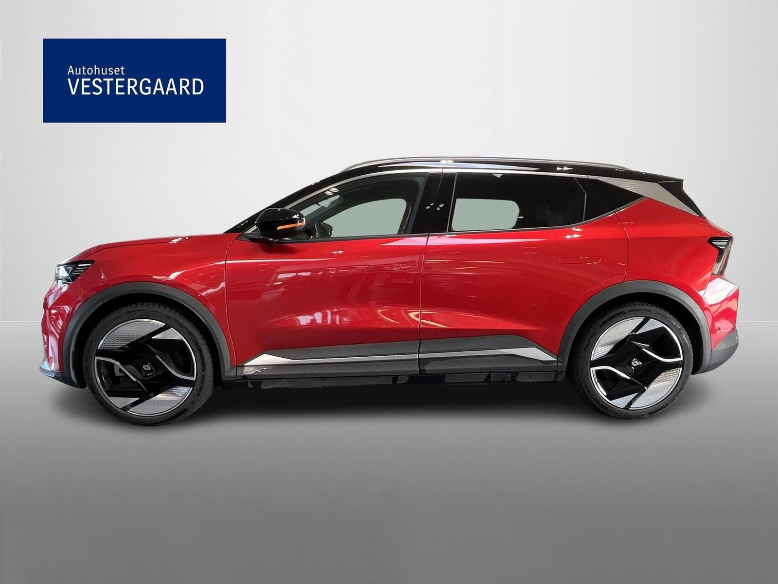 Rød Renault Scenic E-Tech fra 2025