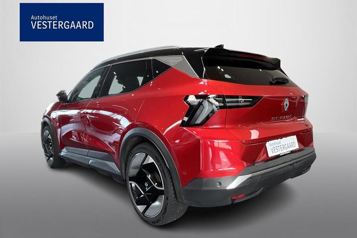 Rød Renault Scenic E-Tech fra 2025