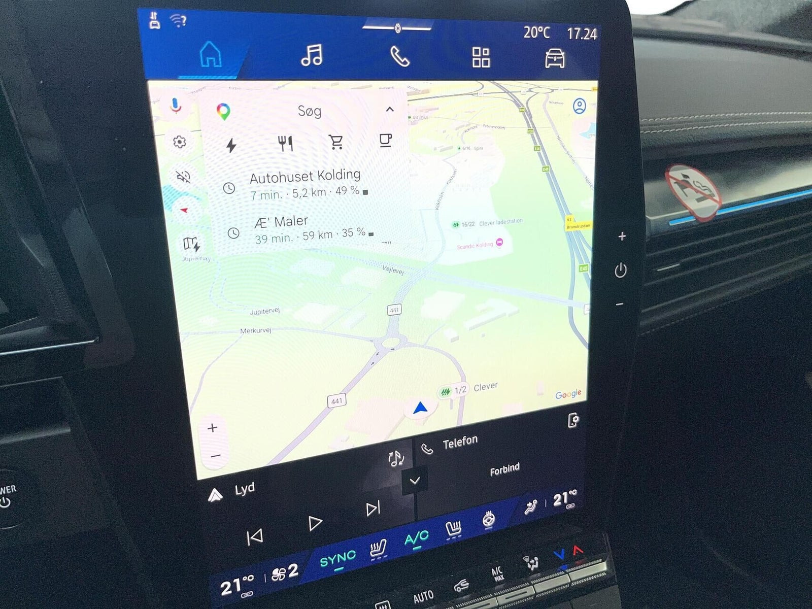 Rød Renault Scenic E-Tech fra 2025