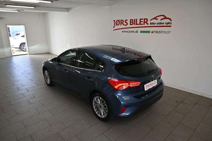 Blå Ford Focus fra 2020