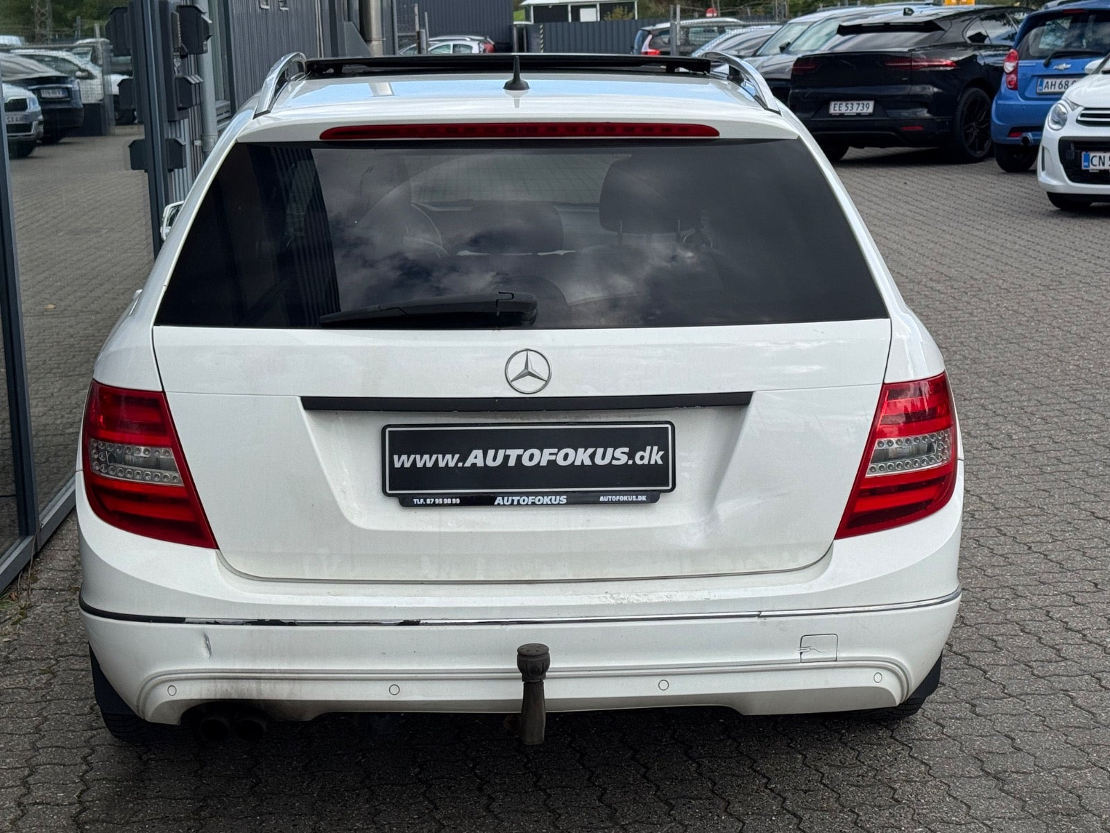 Hvid Mercedes C180 fra 2013