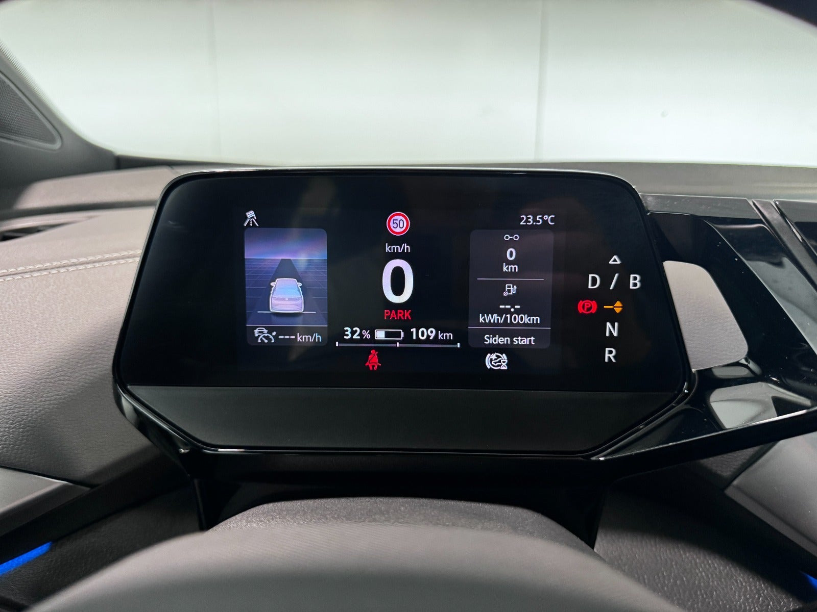 Grå VW ID.4 fra 2023