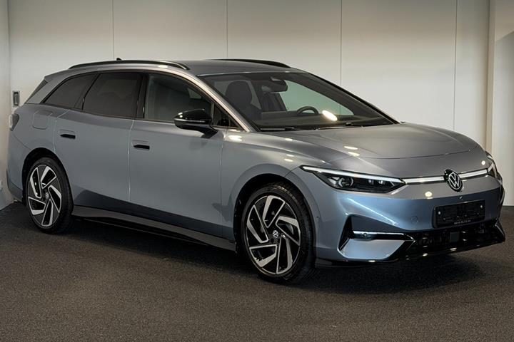 Blå VW ID.7 fra 2025