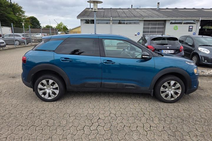 Blå Citroën C4 Cactus fra 2018