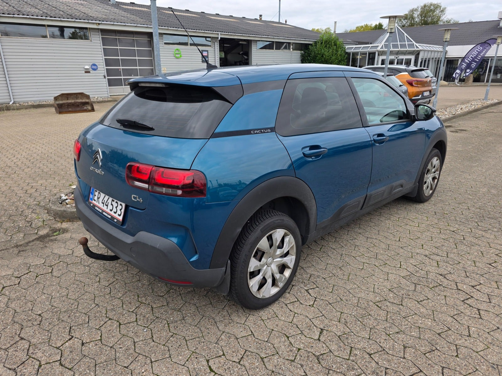 Blå Citroën C4 Cactus fra 2018