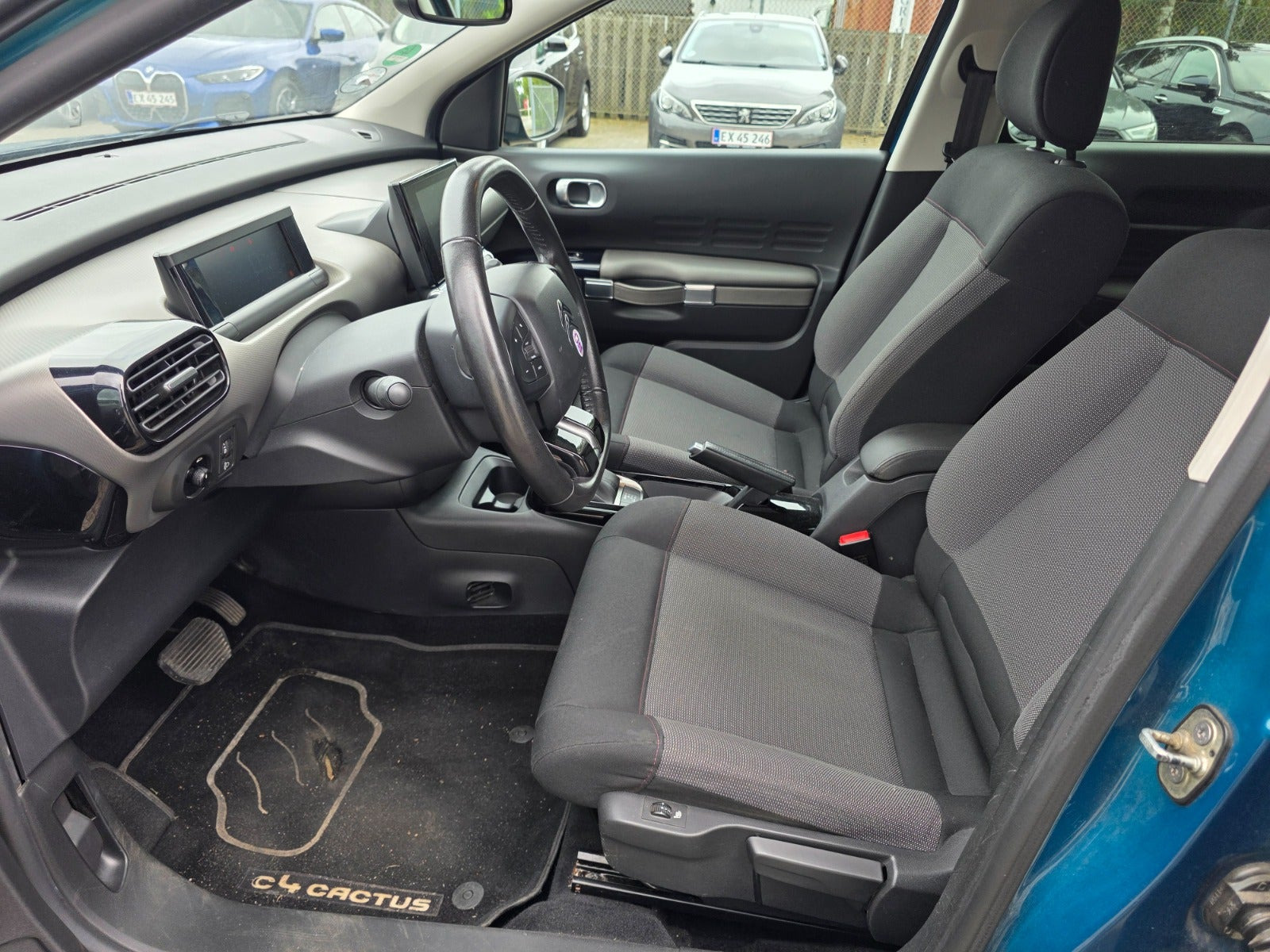 Blå Citroën C4 Cactus fra 2018