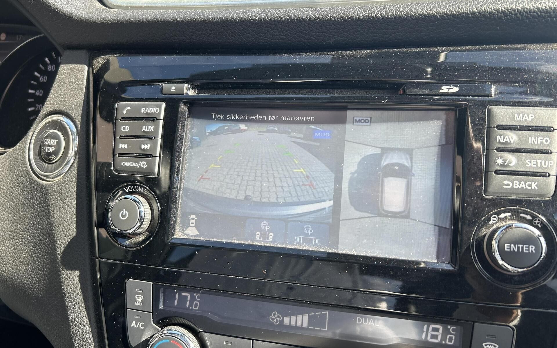 Grå Nissan Qashqai fra 2018