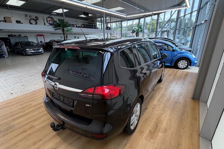 undefined Opel Zafira fra 2012
