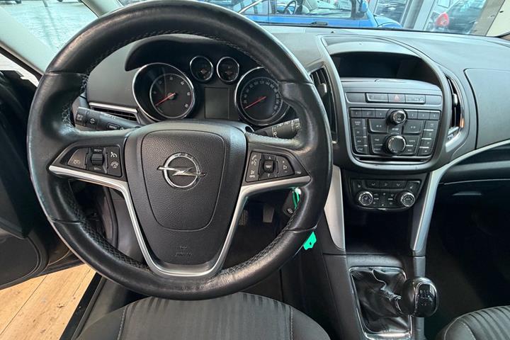 undefined Opel Zafira fra 2012