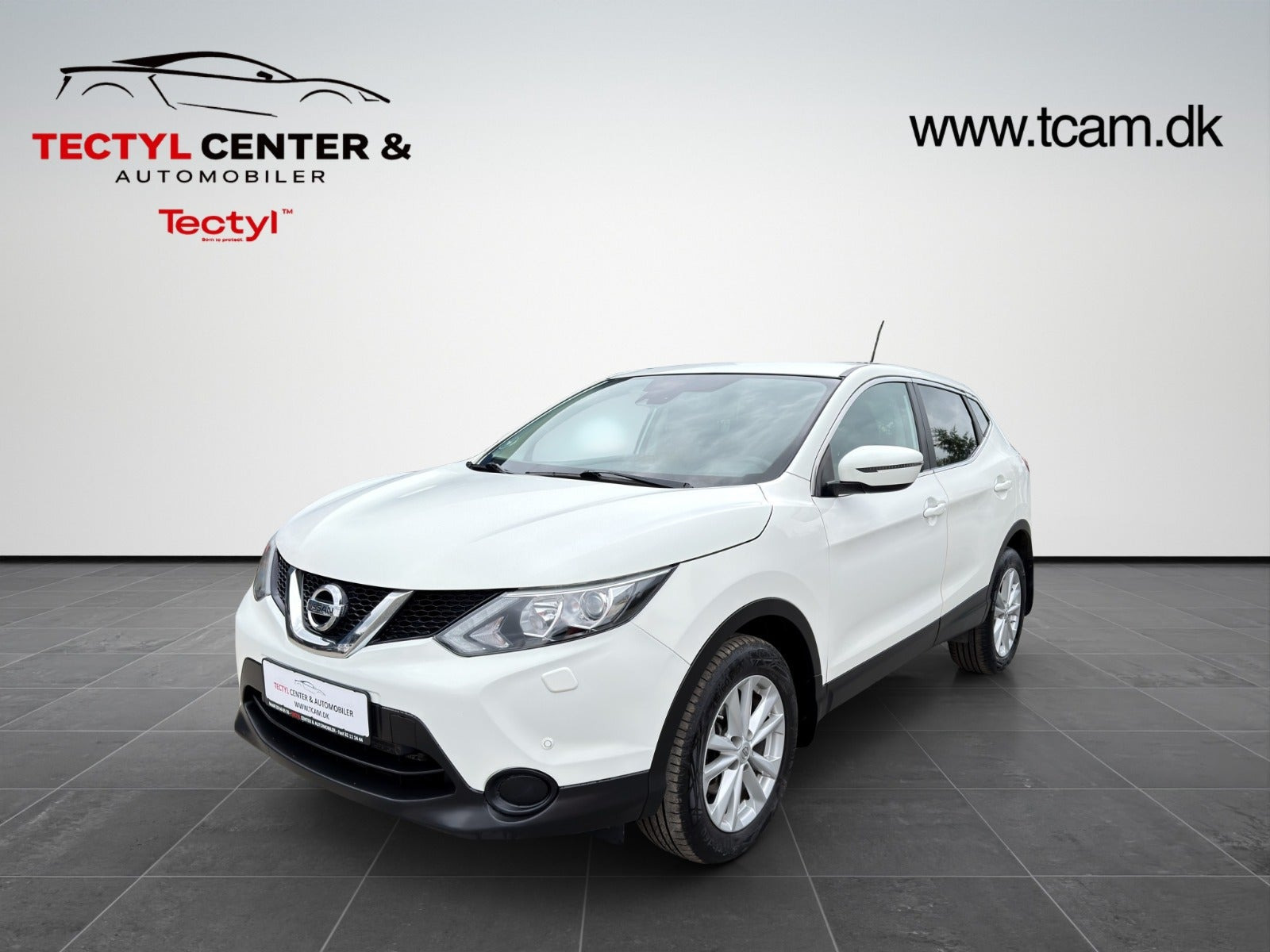Hvid Nissan Qashqai fra 2016