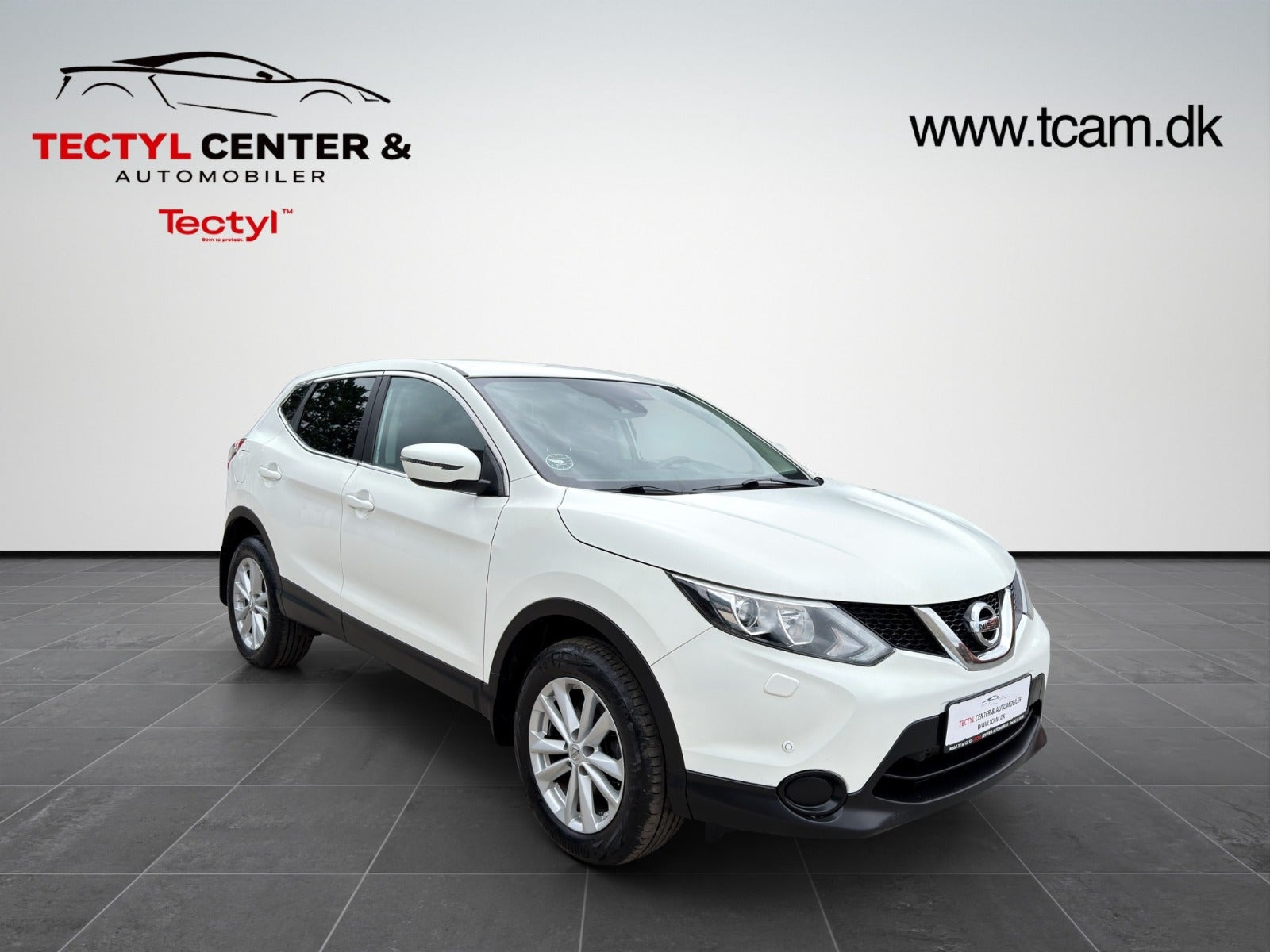 Hvid Nissan Qashqai fra 2016
