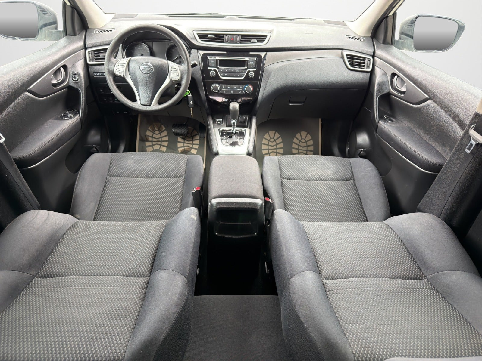 Hvid Nissan Qashqai fra 2016